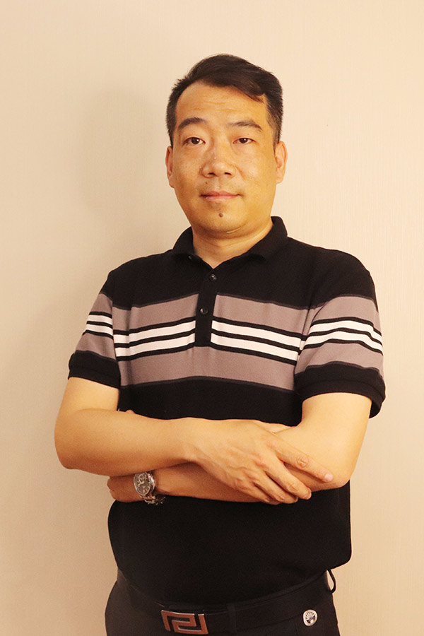宁强冯少坤 本科学历,毕业于陕西师范大学