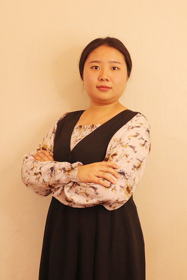 宁强何爱玲 本科学历，优秀班主任